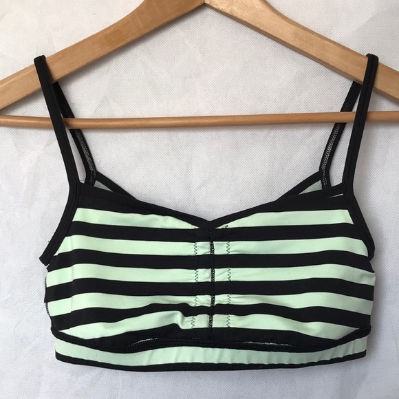 lululemon athletica Other - ☘️🌸Lululemon Pirouette sports bra 🌸☘️